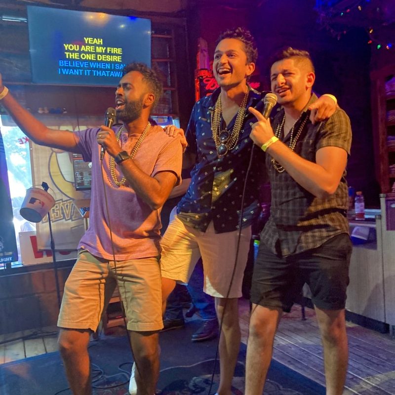Nashville Bachelors Singing Karaoke On Music City Pub Crawl